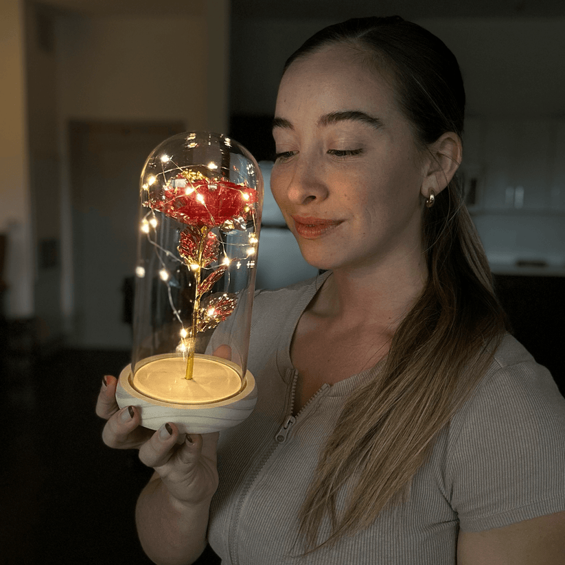 Eternal Rose Lamp