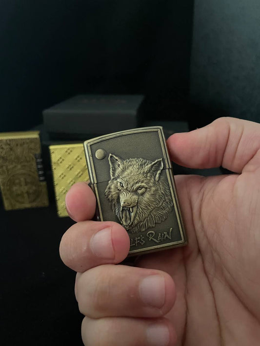 Wolf Lighter